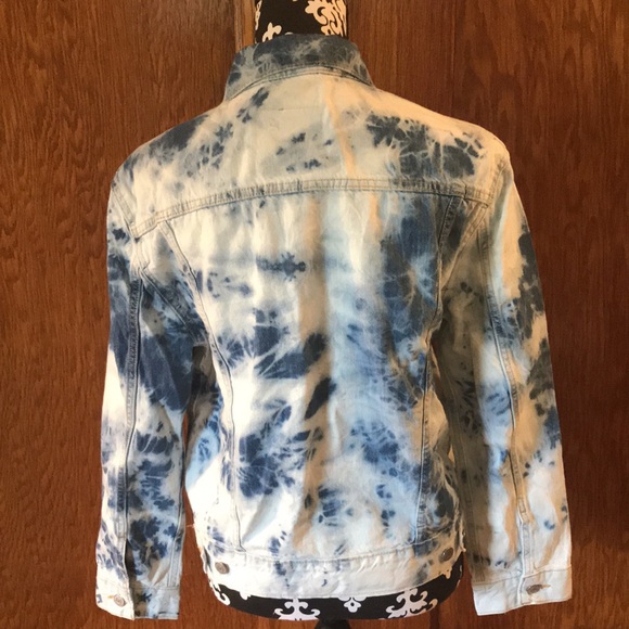 Levi’s Ex-Boyfriend Trucker Jean Jacket Tie Dye M NWT - Picture 4 of 10